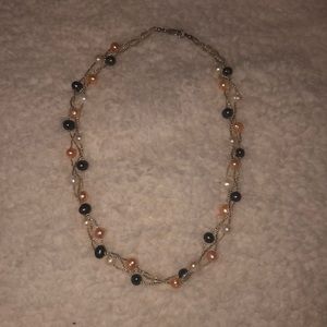 Elegant beaded necklace